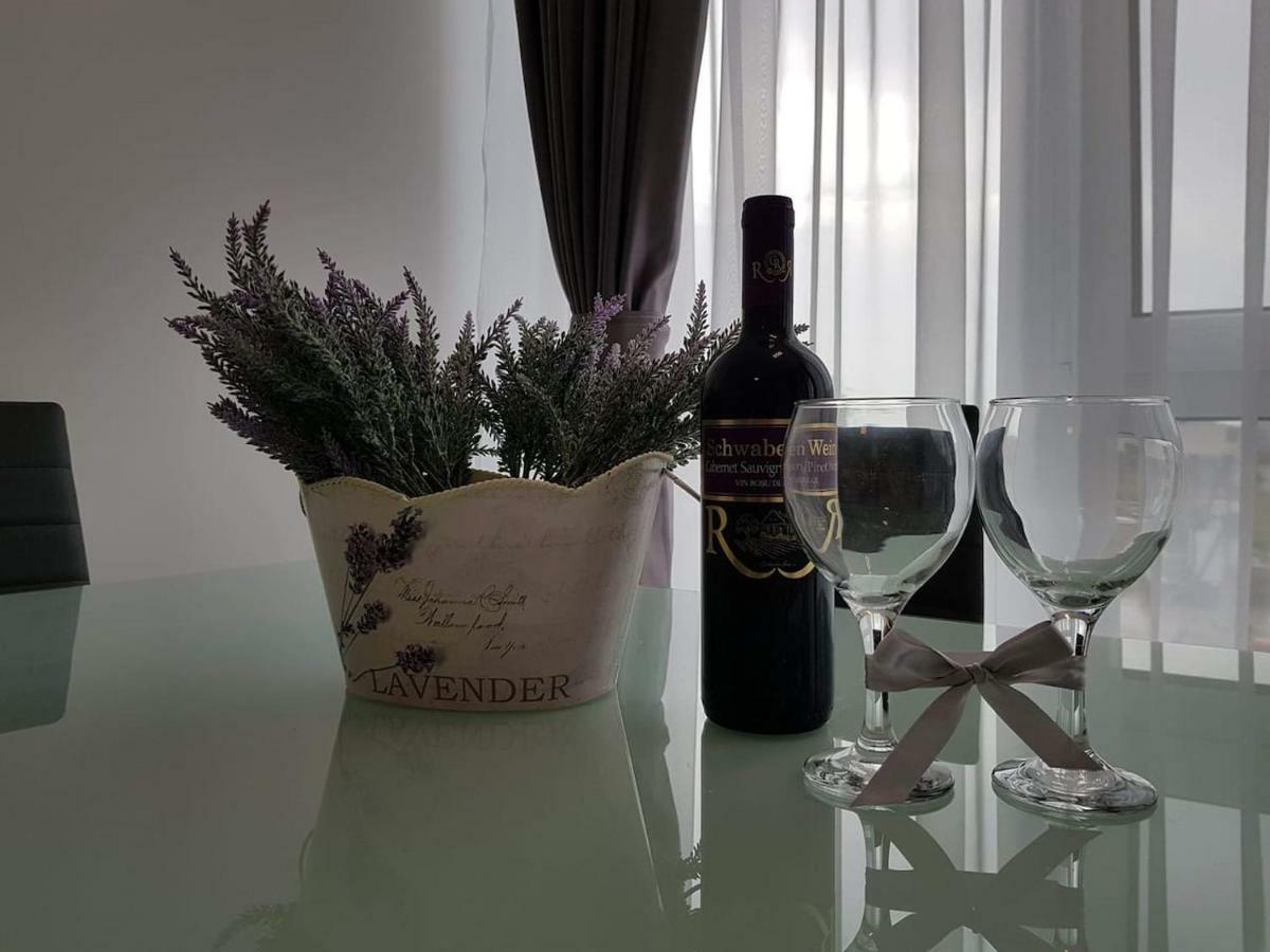 Brand New Apartment In Rebreanu Towers Residence ティミショアラ エクステリア 写真